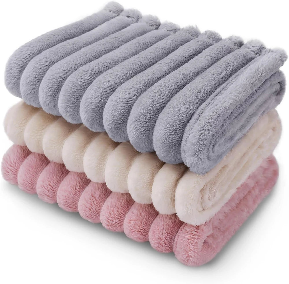 LinenLux Flannel Pet Blanket Set